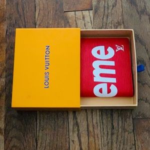 Supreme LV Wallet